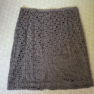 Beautiful lace Jones of New York skirt- size 10